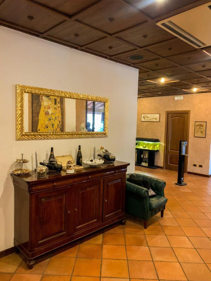 Hotel La Locanda Della Franciacorta コルテ・フランカ エクステリア 写真